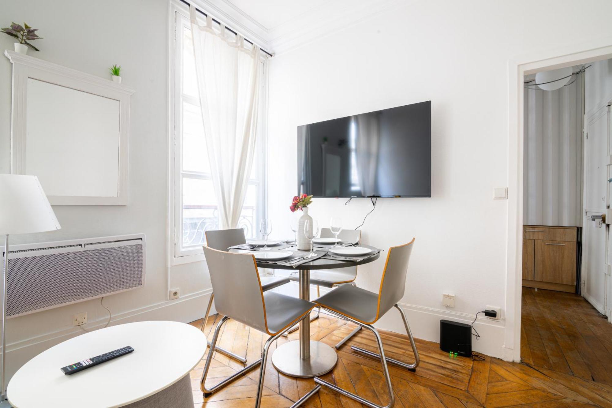 Appartement Quartier Musee Du Louvre Free Netflix Paris Exterior photo
