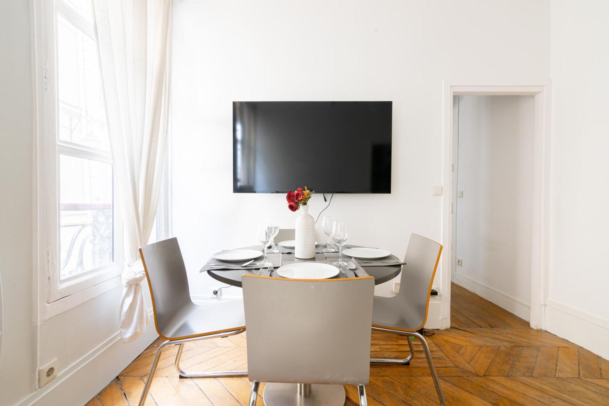 Appartement Quartier Musee Du Louvre Free Netflix Paris Exterior photo